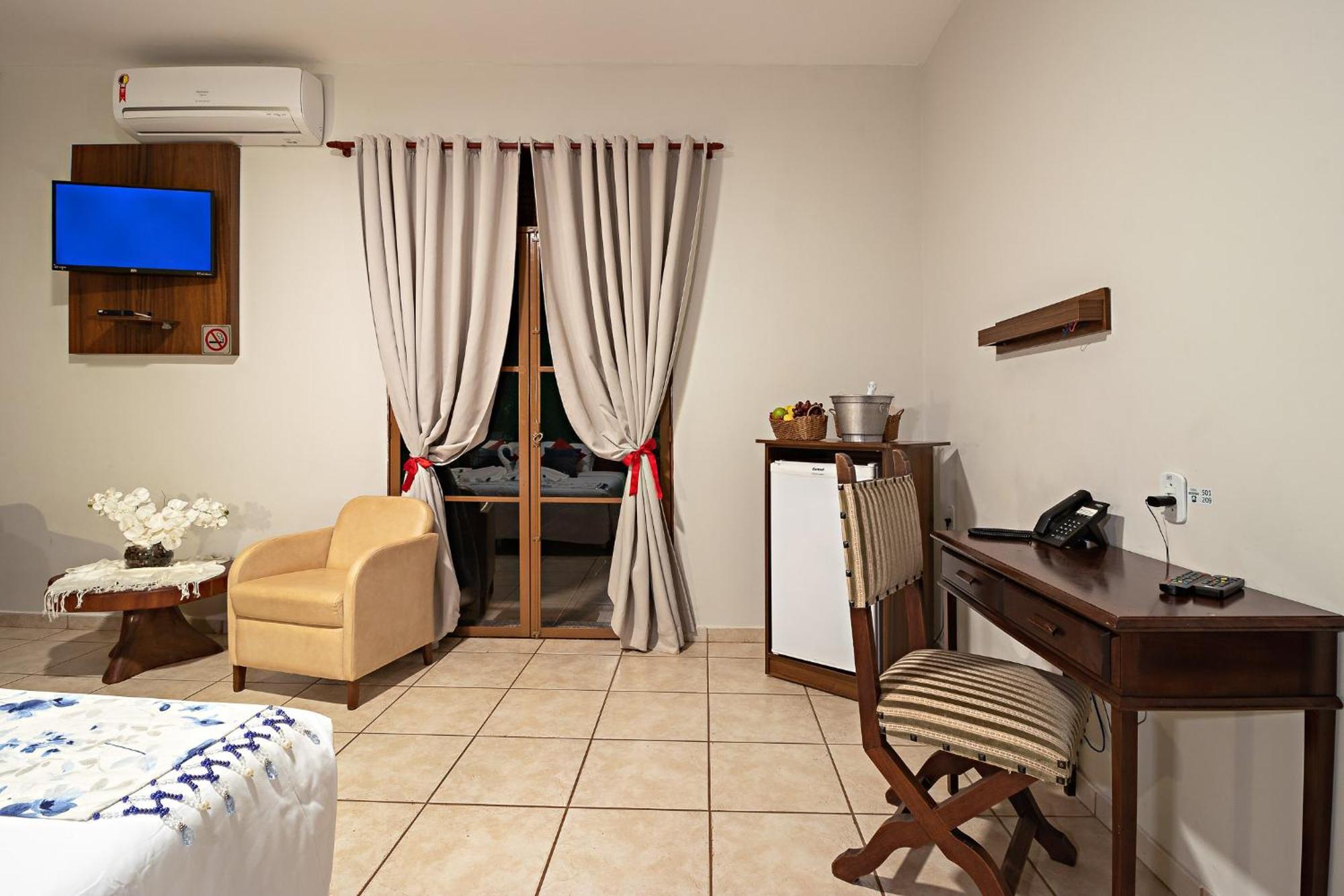 Santa Eliza Eco Resort Ribeirão Bonito Quarto foto